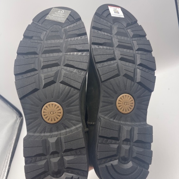 NWOB UGG Men's Biltmore Chelsea Boot US 11 - Picture 11 of 11